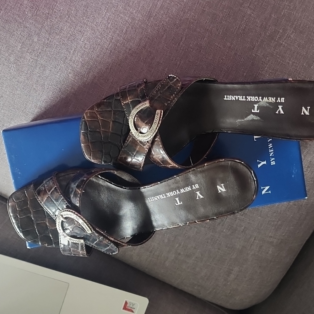 Womens brown New York Transit sandals